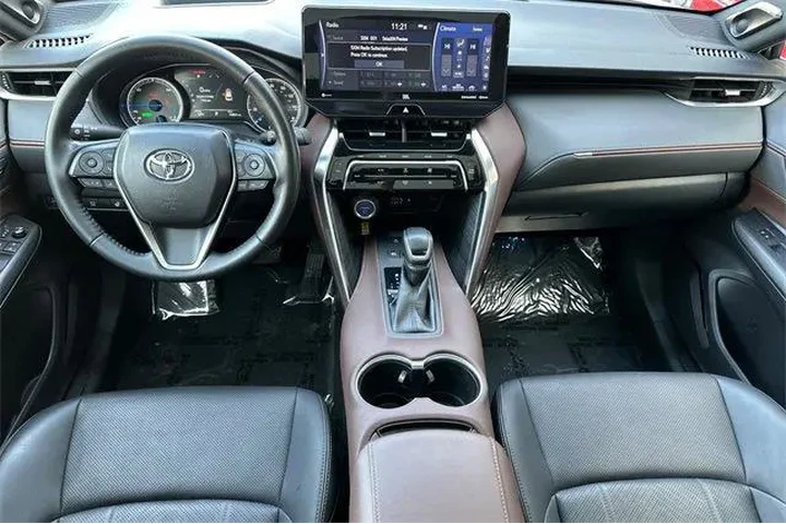 $28412 : Toyota Venza 2021 AWD LE 4dr image 10