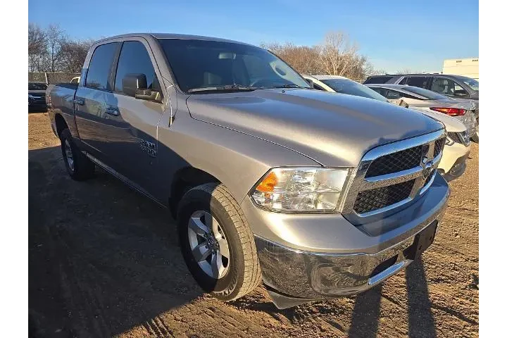 $23059 : Ram 1500 Classic 2021 4x4 SL image 4