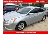 $9995 : 2013 Sonata thumbnail