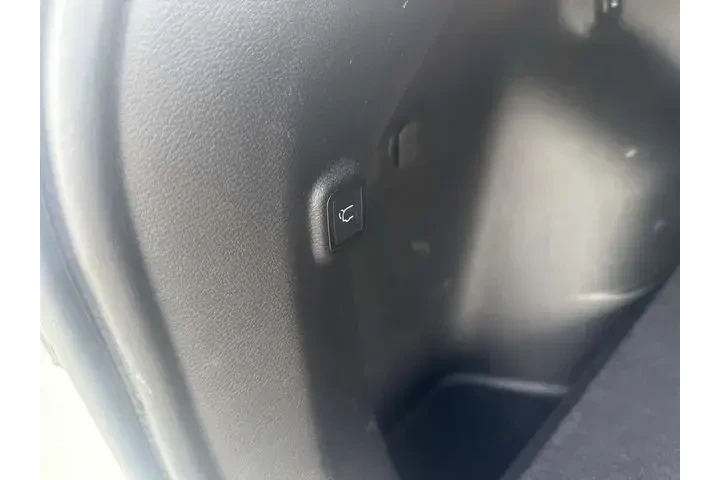 $21490 : Jeep Cherokee 2021 4x4 Limit image 8