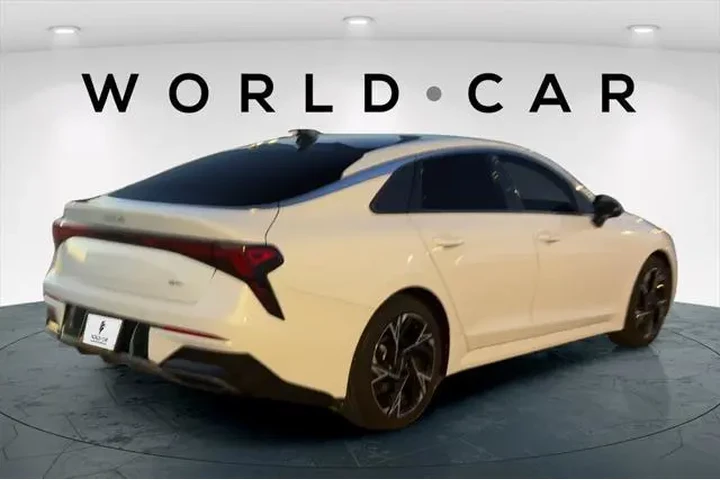 $27998 : Kia K5 2025 GT-Line 4dr Seda image 3