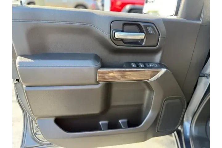 $33333 : Chevrolet Silverado 1500 Lim image 9