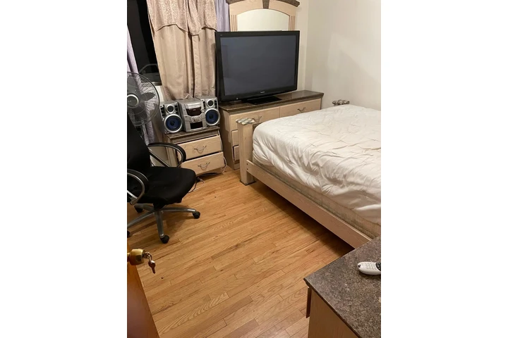 $800 : rento un cuarto image 1