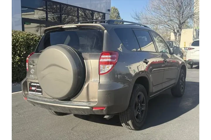 $12399 : Toyota RAV4 2012 4x4 Base 4d image 7