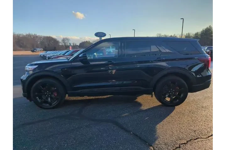 $39913 : Ford Explorer 2022 AWD ST 4d image 4