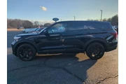 $39913 : Ford Explorer 2022 AWD ST 4d thumbnail