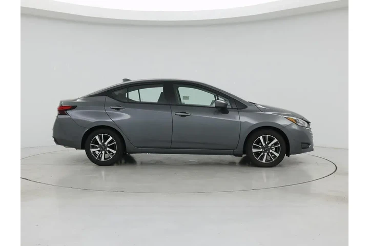 $20998 : Nissan Versa 2025 SV 4dr Sed image 7