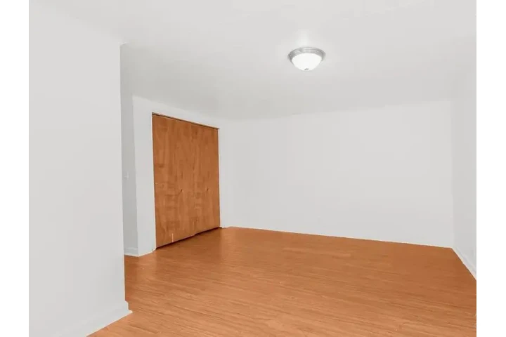 $1160 : ventanas 1BR-1BA image 4
