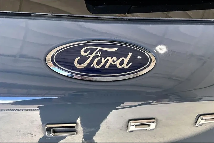 $21591 : Ford Escape 2024 ST-Line 4dr image 9