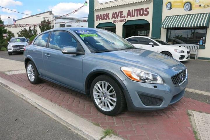 $13995 : 2012 C30 T5 image 1