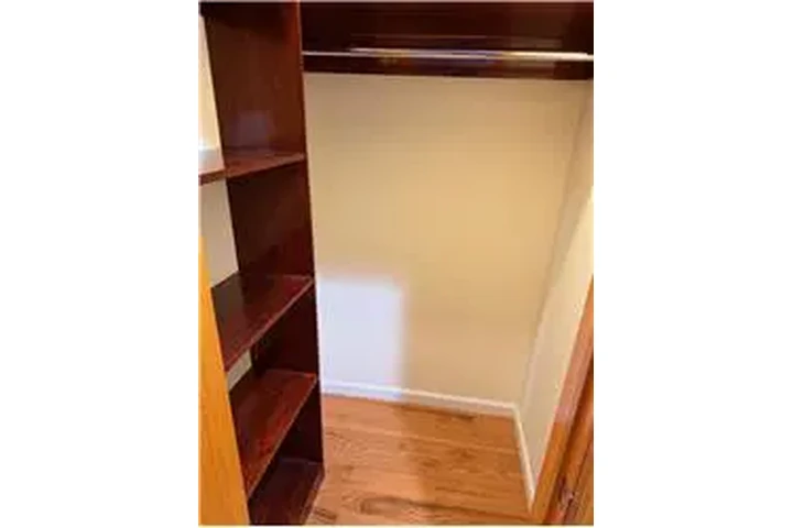 $2450 : Rental property with 1 bedro image 8