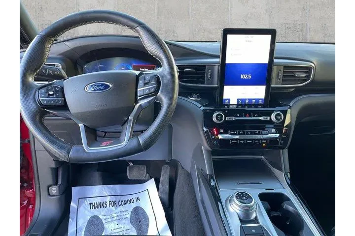 $30000 : Ford Explorer 2021 AWD ST 4d image 9
