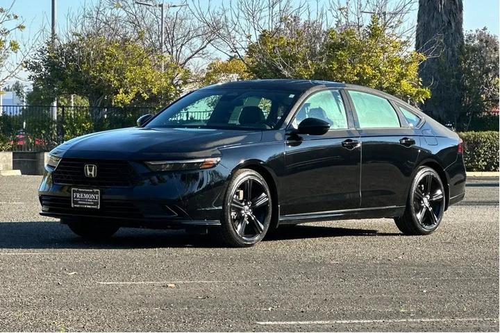 $26689 : Honda Accord Hybrid 2024 Spo image 7