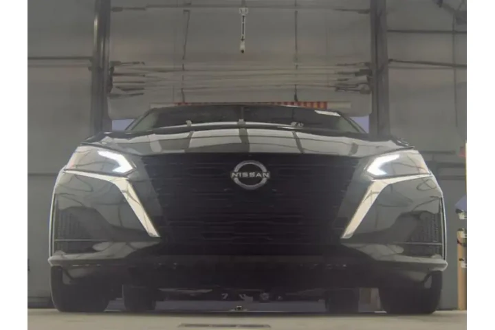 $21499 : Nissan Altima 2023 2.5 SL 4d image 4