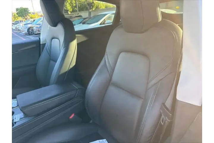 $37400 : Tesla Model Y 2024 AWD Long image 6