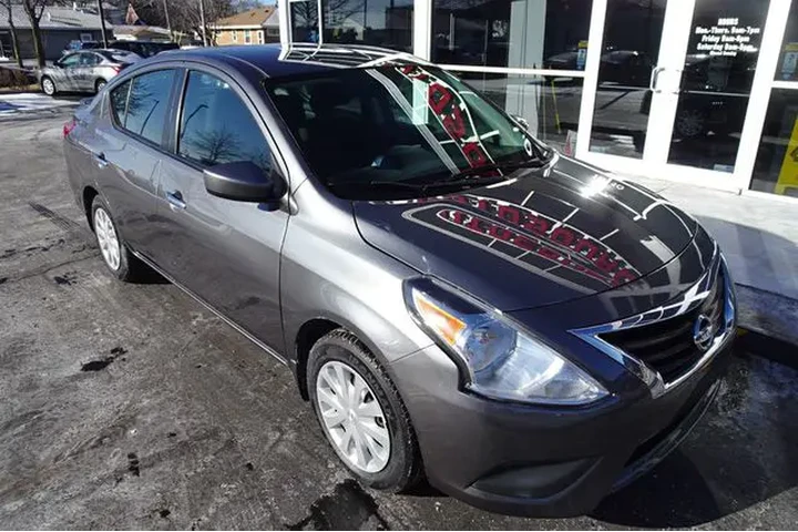 $7590 : 2018 Versa Sedan image 9