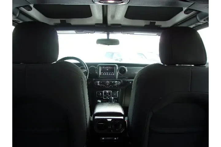 $31880 : Jeep Wrangler Unlimited 2022 image 7