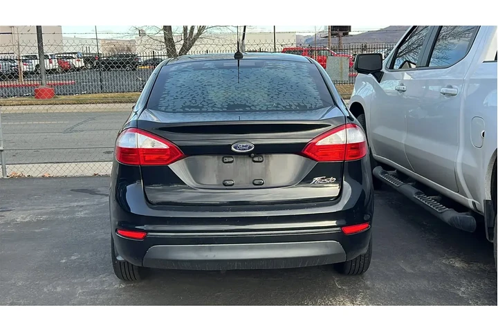 $7984 : Ford Fiesta 2019 S 4dr Sedan image 3