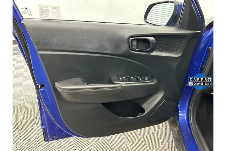 $19804 : Hyundai VENUE 2025 Limited 4 image 10