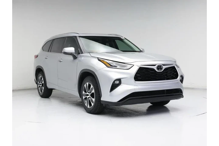 $33998 : Toyota Highlander 2021 XLE 4 image 1