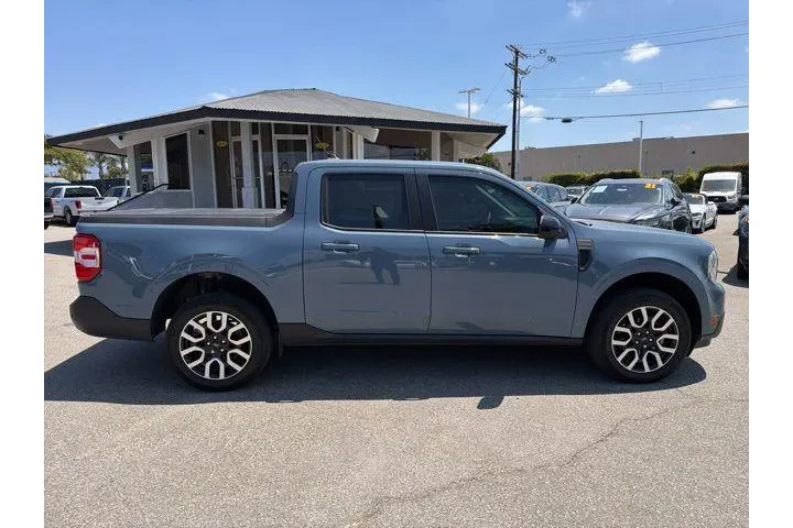 $30481 : Ford Maverick 2024 Lariat 4d image 8
