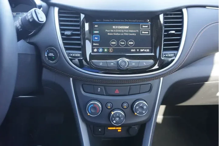 $19988 : Chevrolet Trax 2022 AWD LT 4 image 8