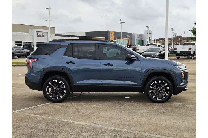 $30490 : Chevrolet Equinox 2025 RS 4d image 2