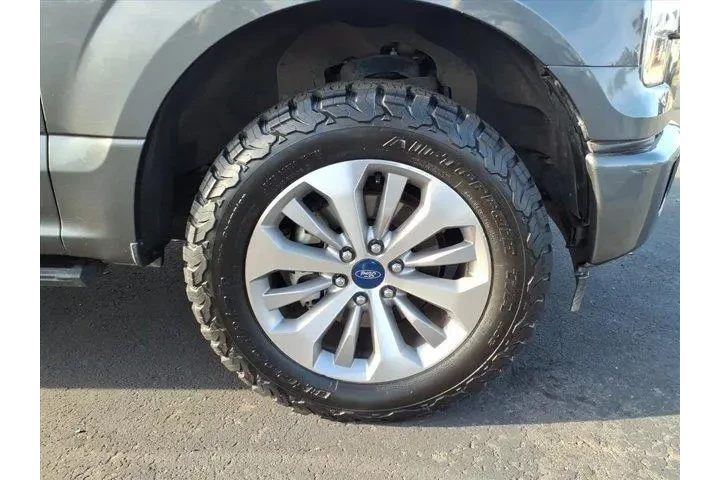 $21866 : Ford F-150 2017 4x4 Lariat 4 image 9