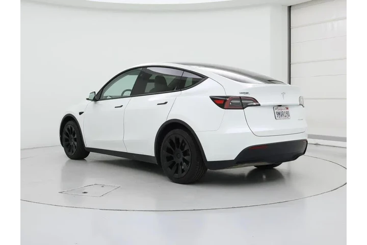 $36998 : Tesla Model Y 2024 AWD Long image 2