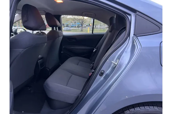 $14500 : 2022 Corolla Hybrid LE image 10