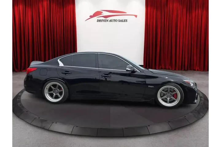 $21999 : 2017 Q50 Red Sport 400 image 5