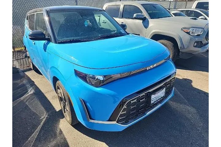 $18991 : Kia Soul 2023 GT-Line 4dr Cr image 1