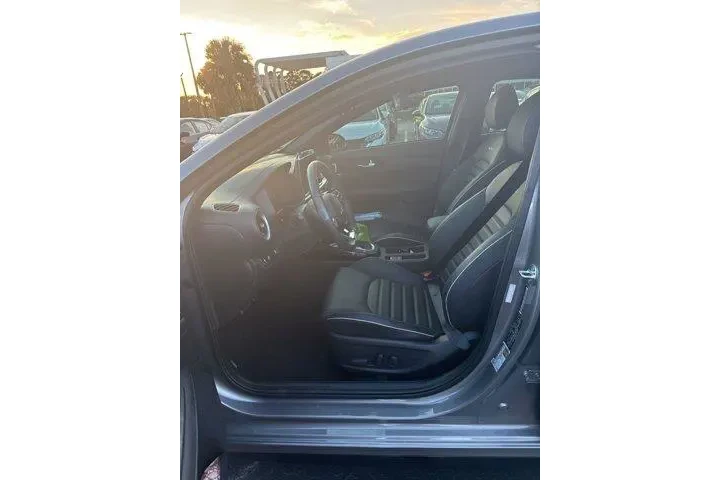 $20778 : Kia Forte 2024 GT-Line 4dr S image 3