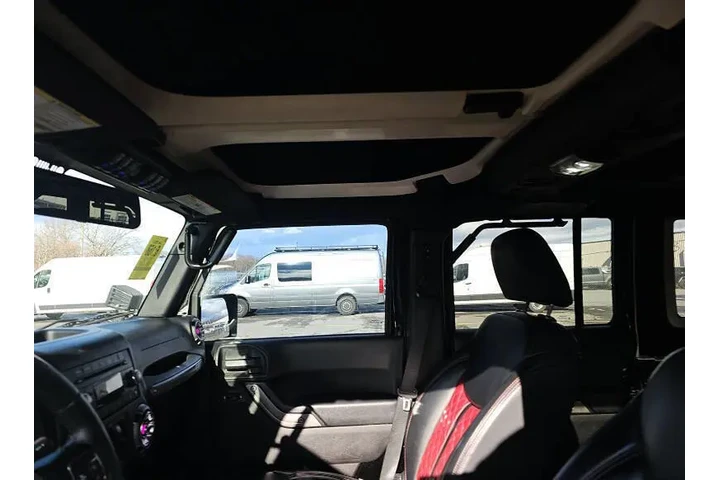 $15995 : 2015 Wrangler Unlimited Sport image 6