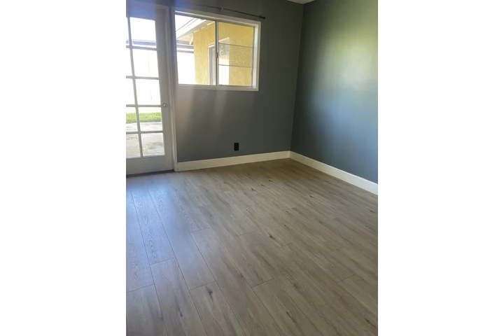 $800 : Se Renta Cuarto image 1