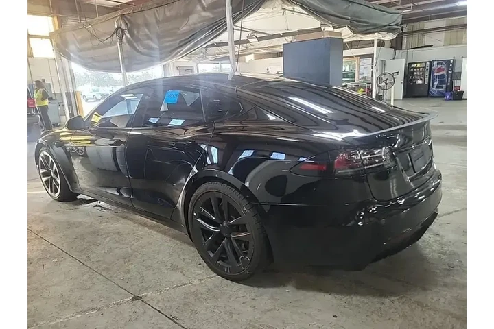 Tesla Model S 2022 AWD Plaid image 3