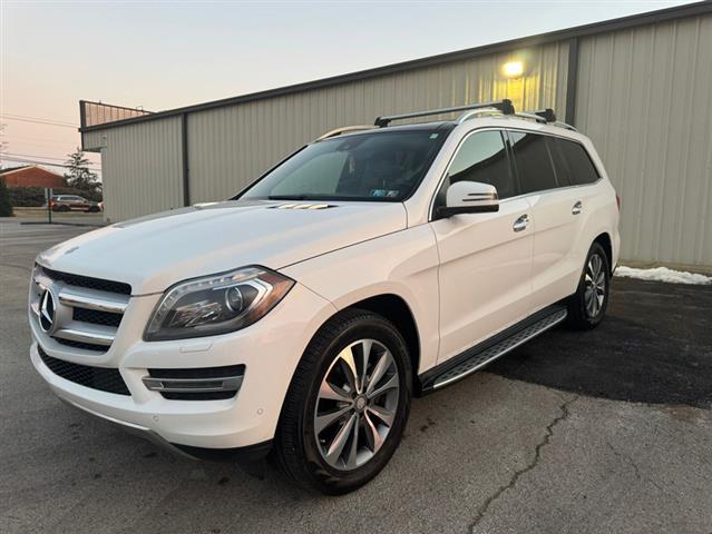 $13995 : 2015 Mercedes-Benz GL-Class image 2