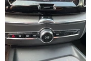 $39992 : Volvo XC60 2024 AWD B5 Ultim thumbnail