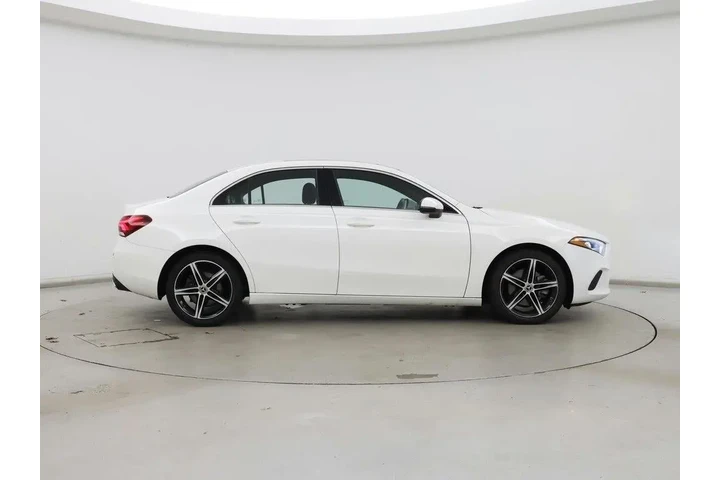 $24998 : Mercedes-Benz A-Class 2021 A image 7