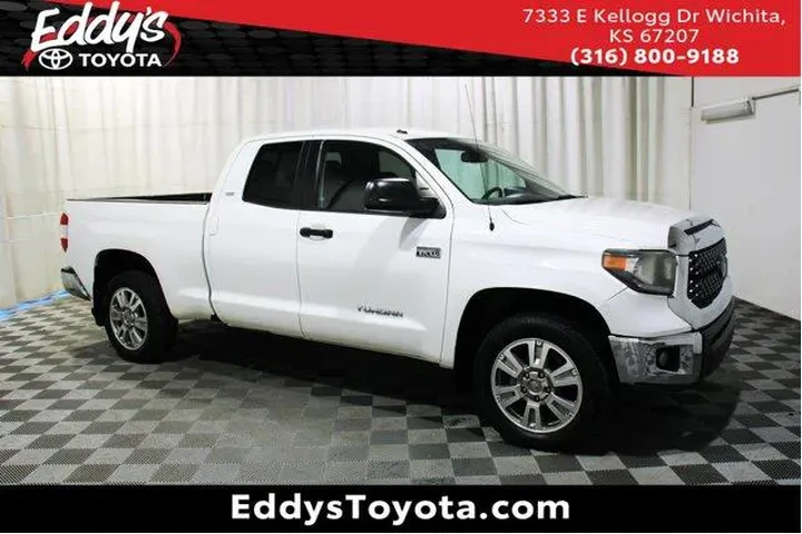 $23689 : Toyota Tundra 2018 4x4 SR5 4 image 1