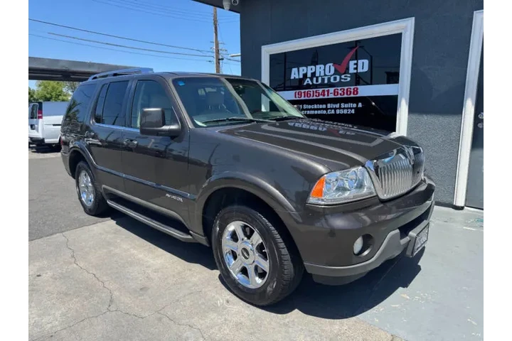 $5998 : 2005 Aviator Luxury image 2
