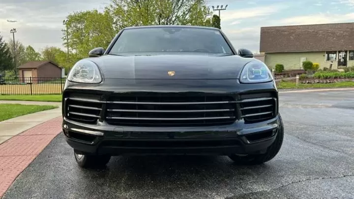 $68315 : 2019 Cayenne image 3