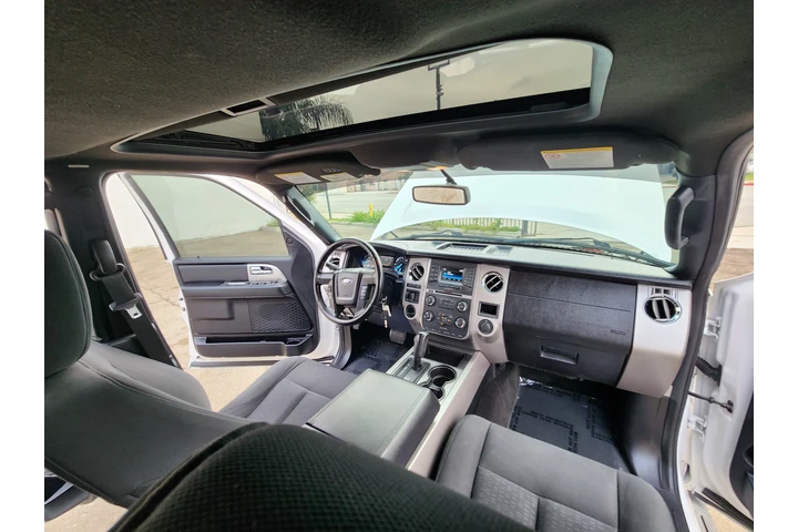 $10900 : 2017 ford expedition v6 image 6