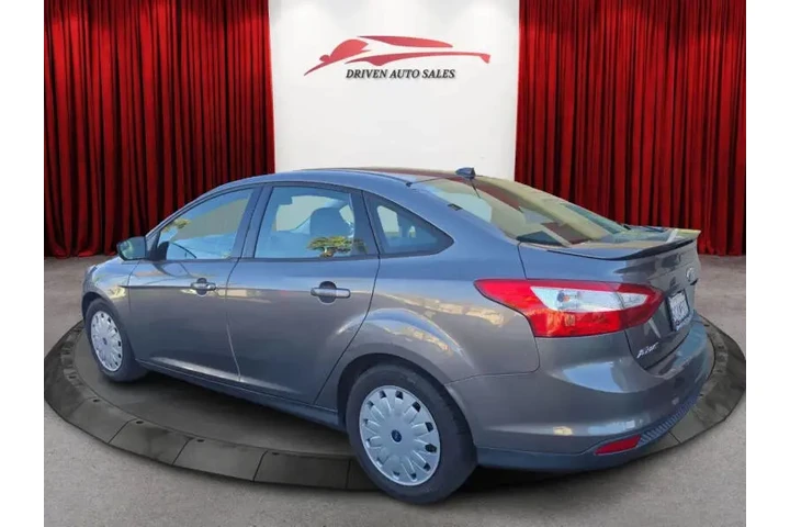$5999 : 2012 Focus SE image 8