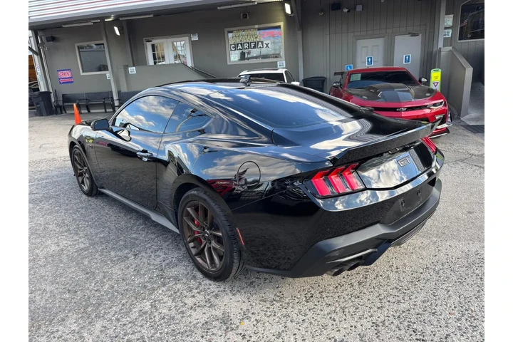 2024 Mustang GT Premium Fastb image 6