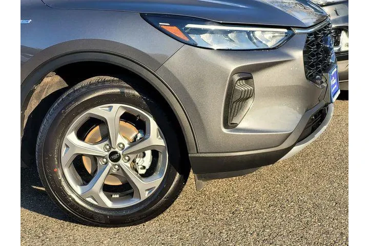 $25576 : Ford Escape 2025 AWD ST-Line image 6