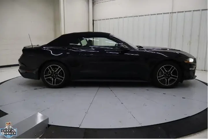 $22937 : Ford Mustang 2023 EcoBoost P image 2