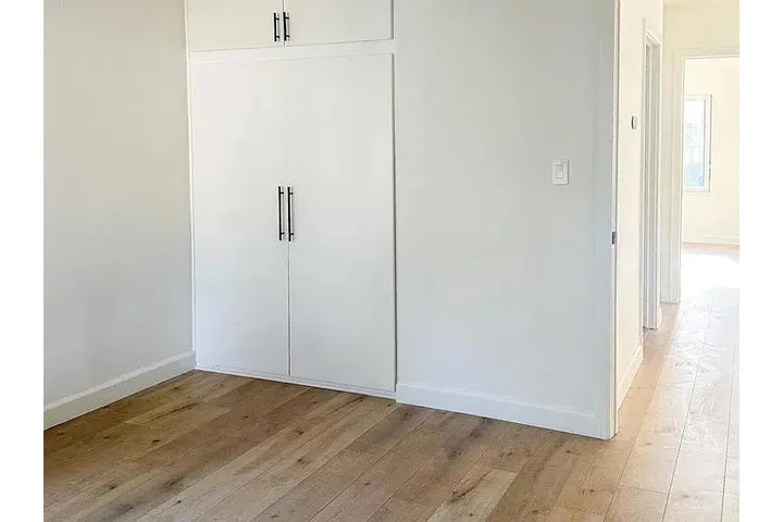 $1350 : fantástico de 3 dormitorio image 6