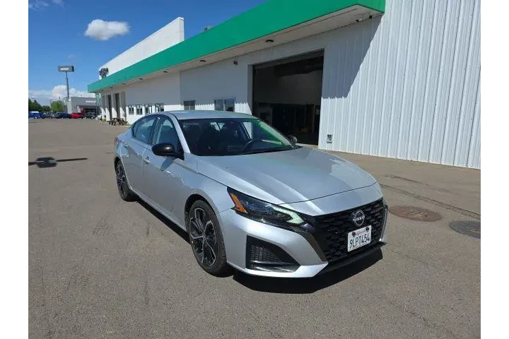 $22500 : Nissan Altima 2024 2.5 SR 4d image 1