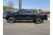 $36656 : Nissan Titan 2021 4x4 PRO-4X thumbnail